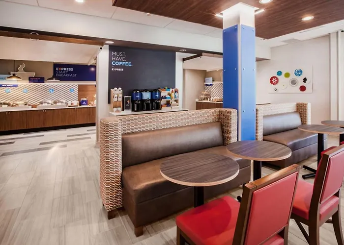 Holiday Inn Express & Suites - Colorado Springs South I-25 By Ihg