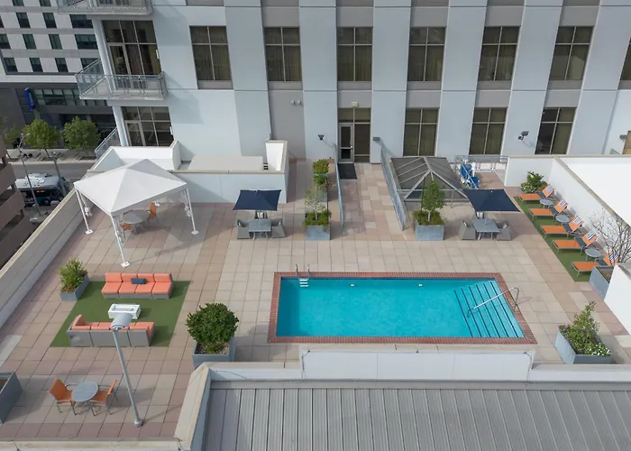 Hampton Inn And Suites Austin University Capitol